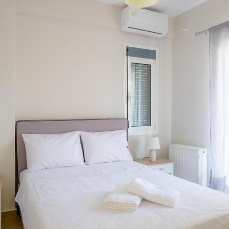 Irida'S Guesthouse Nikiana Bagian luar foto